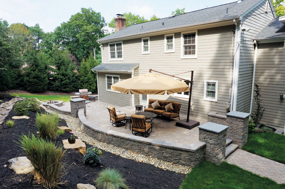 Backyard Patios Design Ideas | CornerStone Wall Solutions