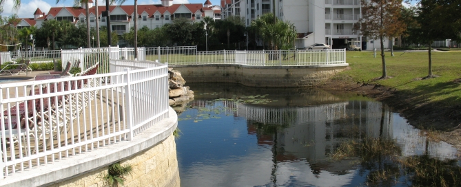 CornerStone retaining Wall In water
