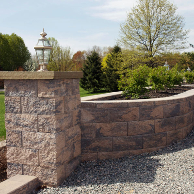 CornerStone 100 Block Retaining Wall