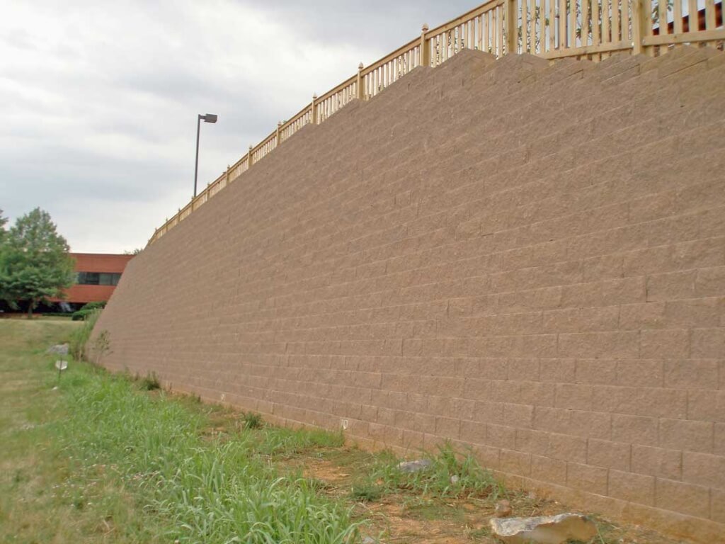 CornerStone-block-retaining-wall-Hilton-Garden-Inn-tall CornerStone-block-retaining-wall-Hilton-Garden-Inn-tall