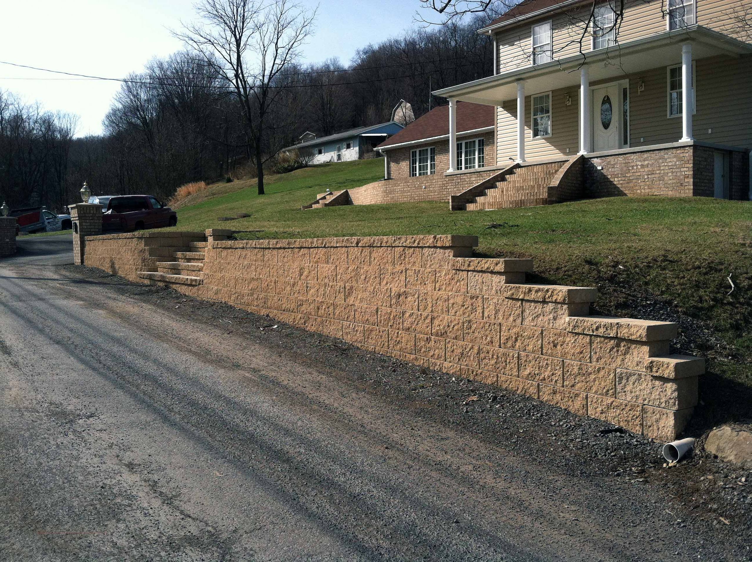 Residential driveway retaining wall