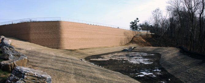 Plaza Centro Retaining Wall with Dry Pond