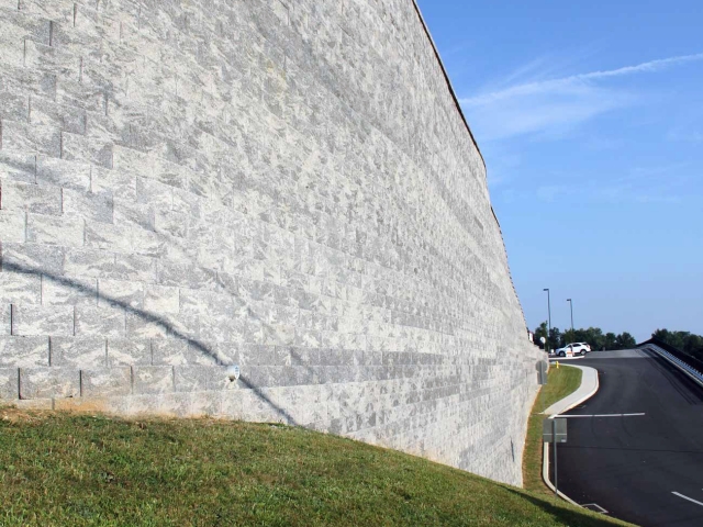 CornerStone Retaining Wall at Shrewsbury Commons, Pennsylvania