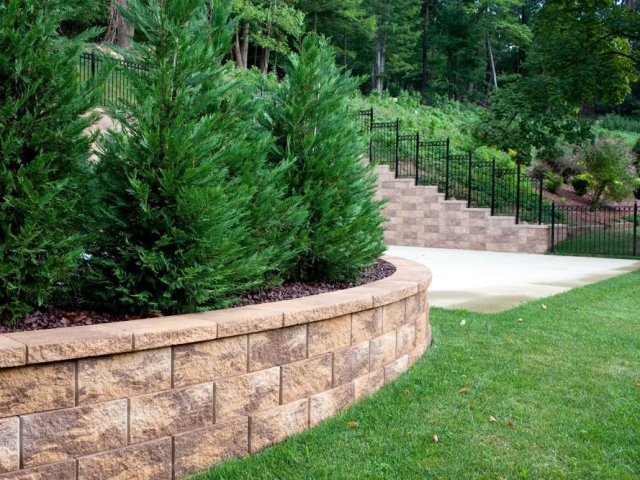 Residential Curved Retaining Wall, NJ