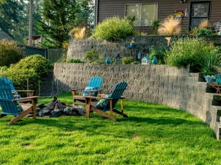 Whidbey Island, WA, backyard CornerStone100 retaining wall