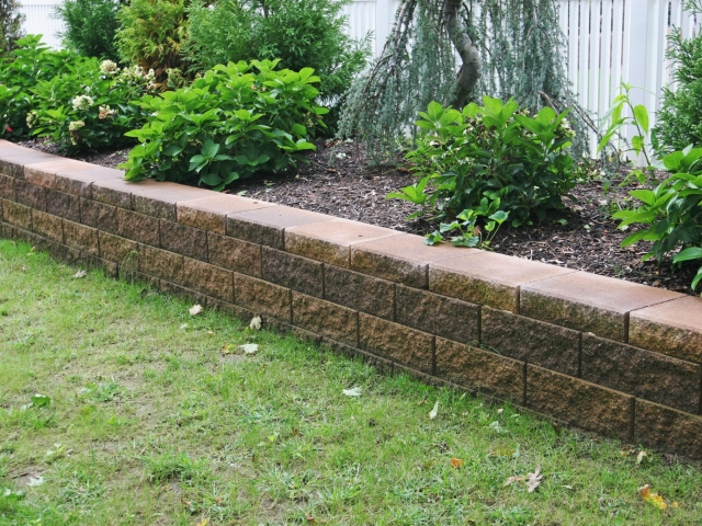 MiraStone Retaining Wall Residential Projects