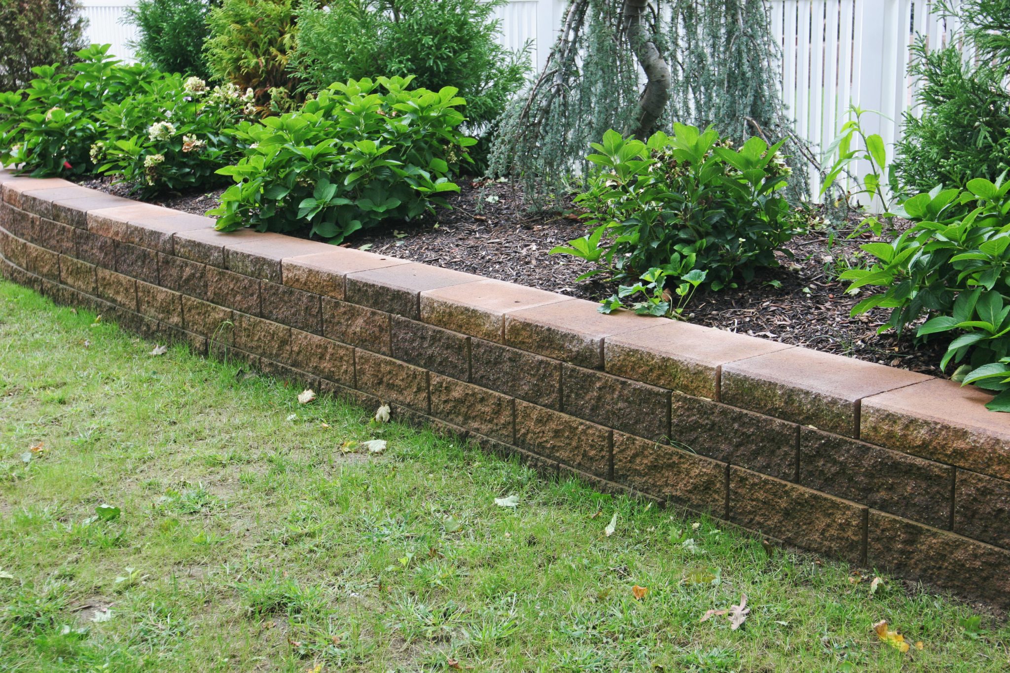 MiraStone Retaining Wall Residential Projects
